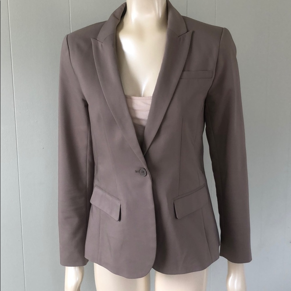 Gray/tan Blazer like new